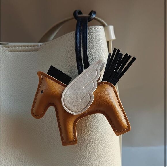 Purse Bag Charm Keychain - Horse 🐎 - Picture 1 of 3